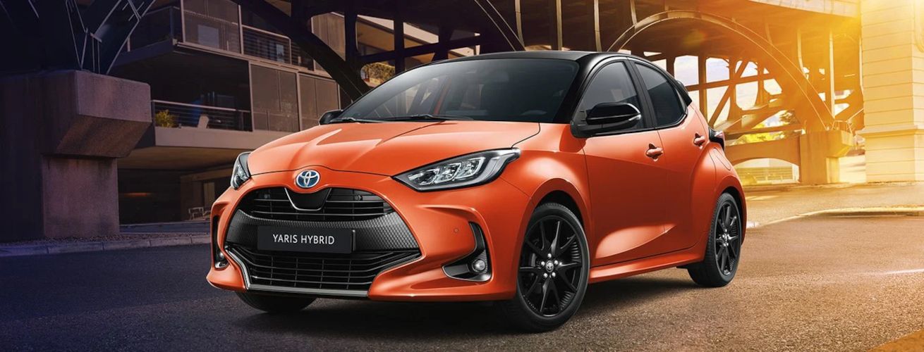 Toyota Yaris Style Hybrid in der Orange Edition beim Autohaus S+K