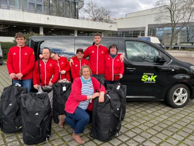 Mit dem Proace Verso vom Autohaus S+K fährt Special Olympics Hamburg nach Berlin